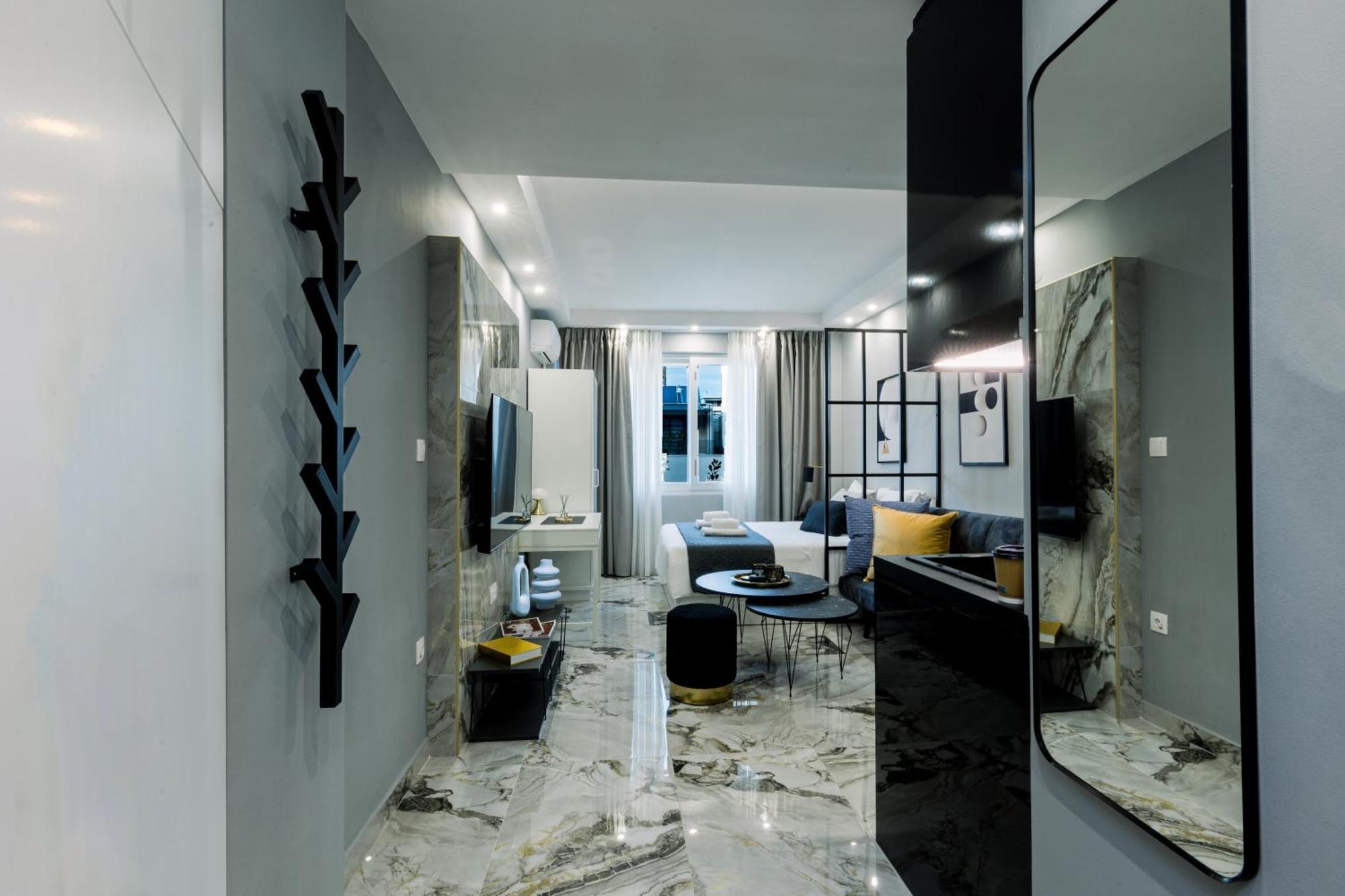 In The Heart Of The 2 Apartment Thessaloniki