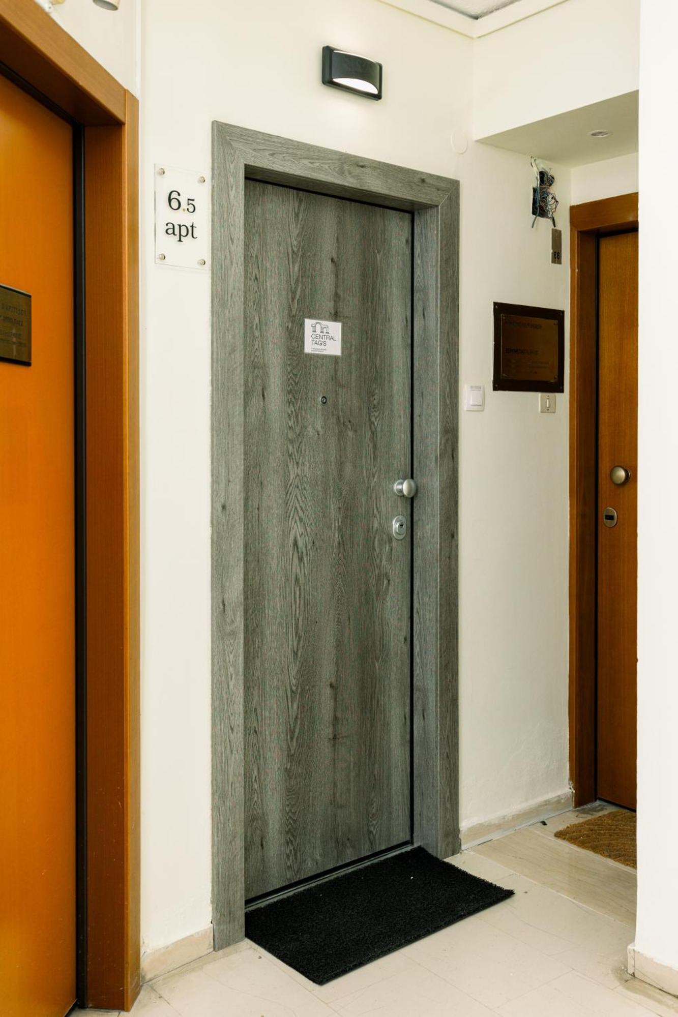 Apartment In The Heart Of The 2